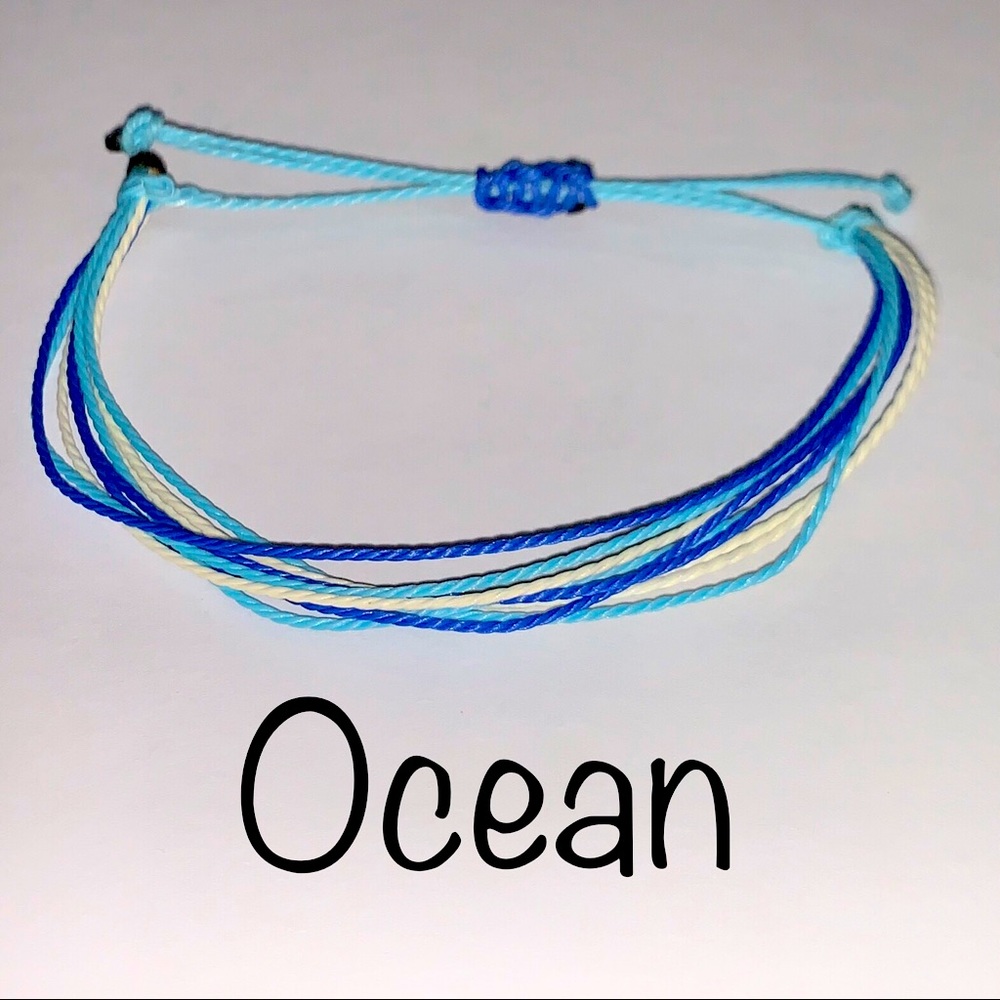 Adjustable string bracelet🍋